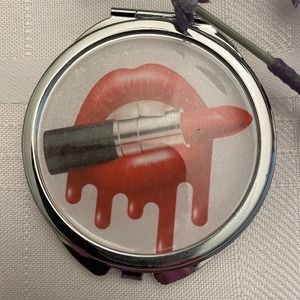 Compact Mirror Dripping Lipstick